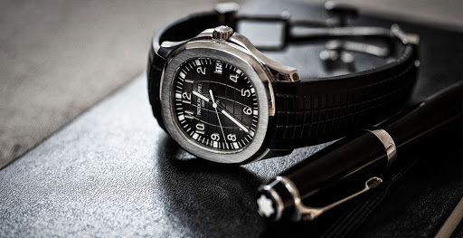patek philippe aquanaut replica